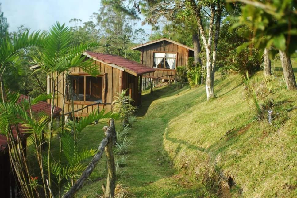 Cabanas Don Camilo Albergue De Montana Cabecera de Canas Екстериор снимка
